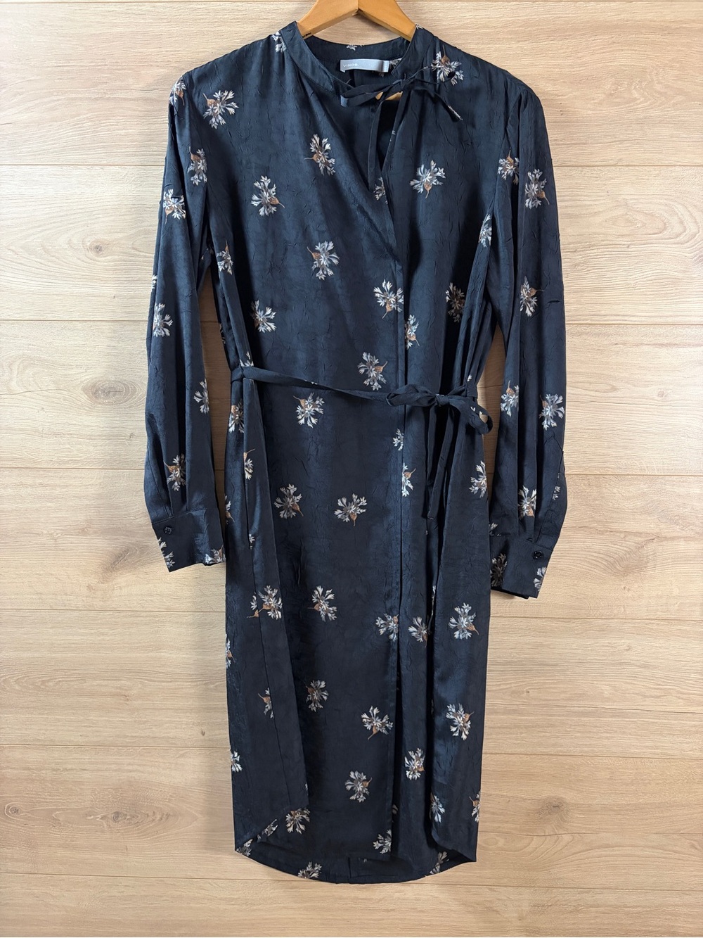 Vince Tossed Bouquet Floral Mandarin Tie Neck S Midi Dress Whimsigoth - Picture 3 of 14